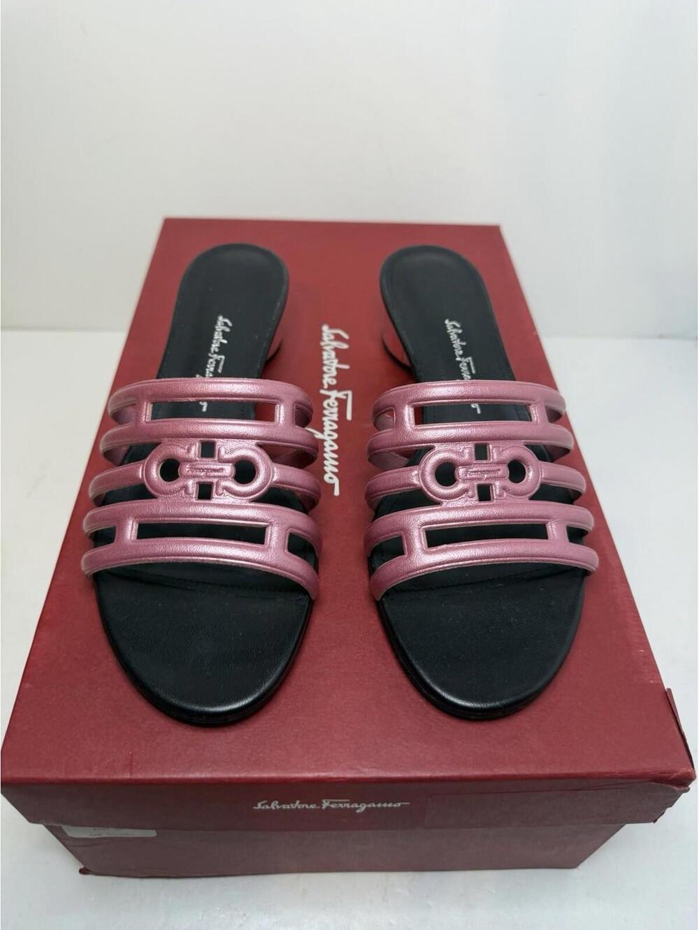 Salvatore Ferragamo Pink Gancini Slide Sandals Women US 5.5 EU 35.5 New